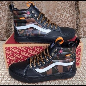 New~In Box Authentic Vans Sneaker Boots